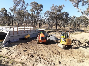 Tolleys Gully Bridge Abutments